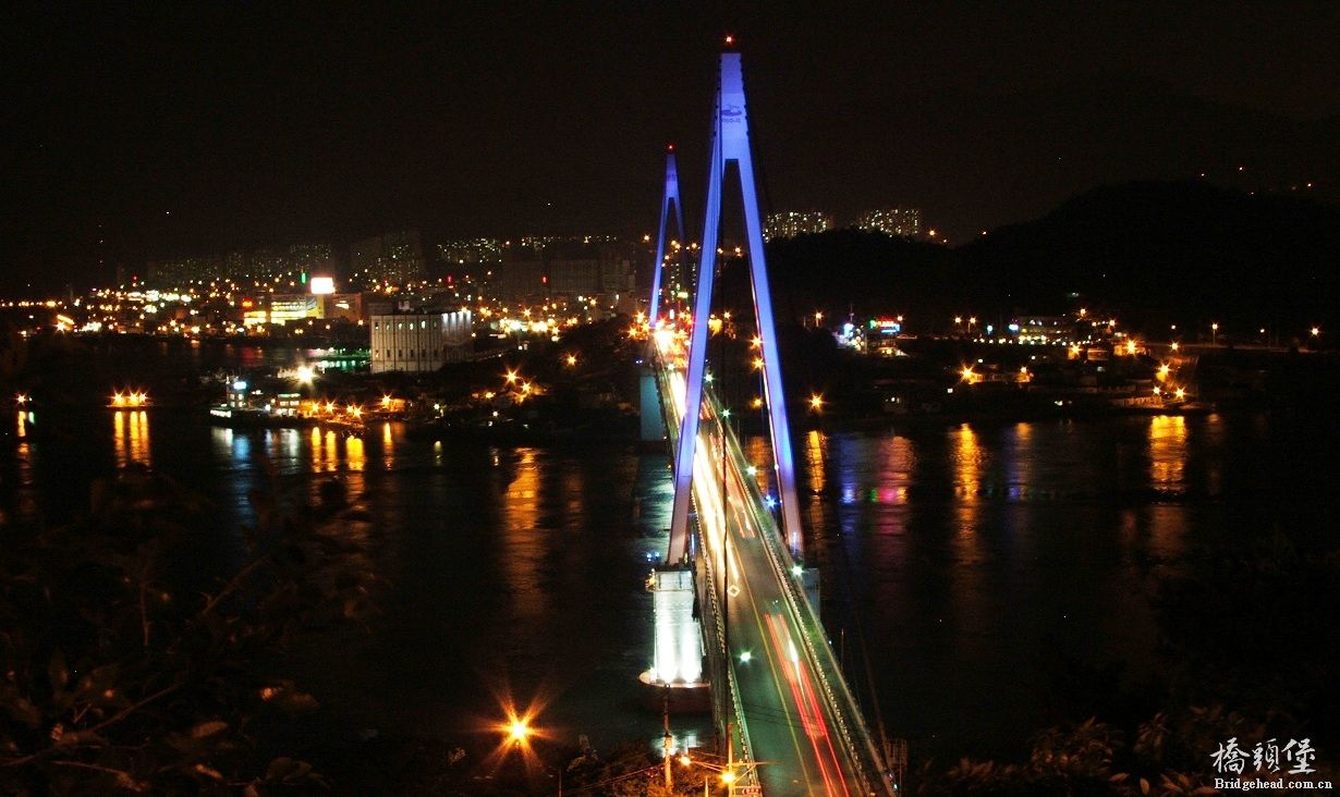韩国全罗南道丽水市突山大桥（Dolsan Bridge）