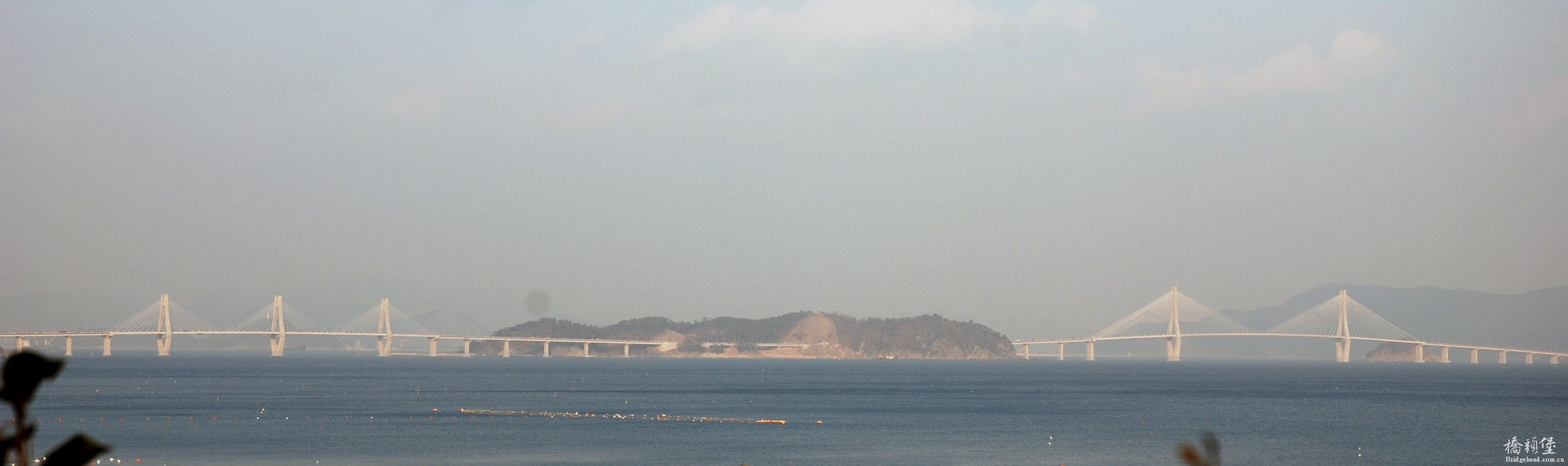 Goega_Bridge_Panorama.jpg