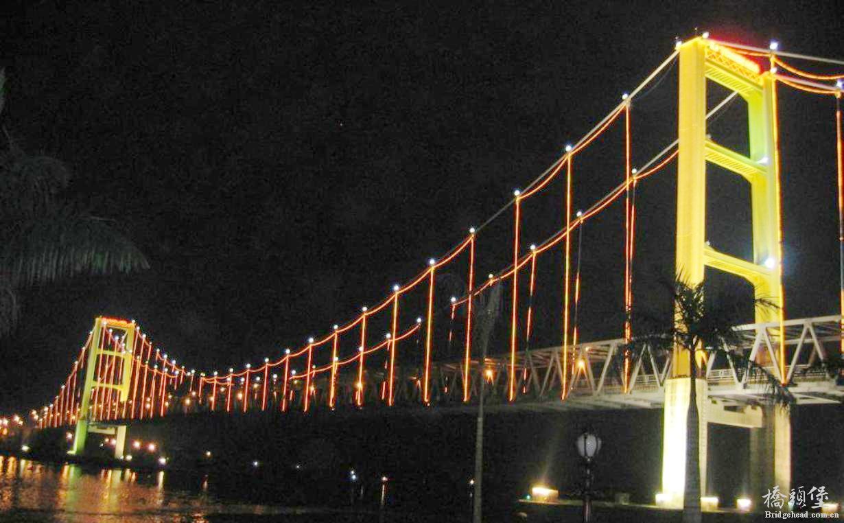 印度尼西亚东加里曼丹省马哈坎河卡达尼加拉大桥（kartanegara Bridge）