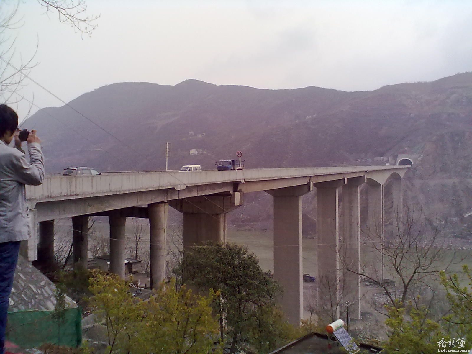 20120323672.jpg