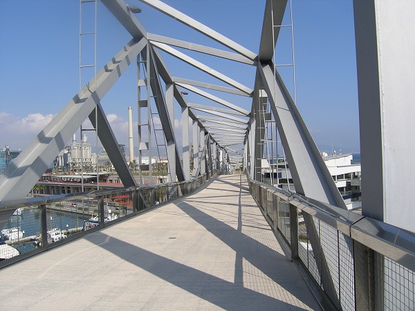 Besos Yacht Port Footbridge, Barcelona4.jpg