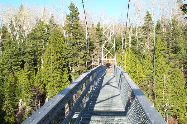 Passerelle des Basques3.jpg