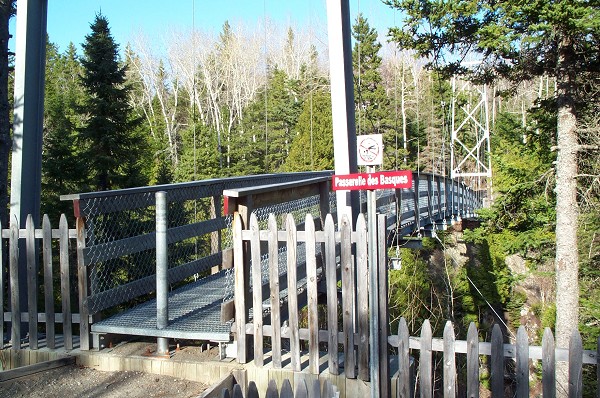 Passerelle des Basques2.jpg