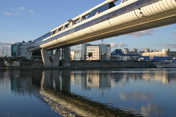 Bagration bridge, Moscow1.jpg