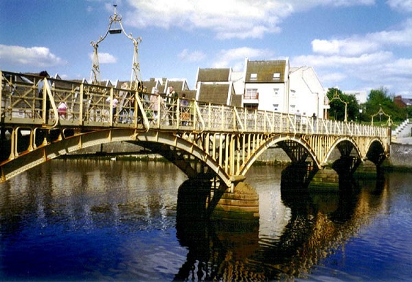 Ayr Footbridge.jpg