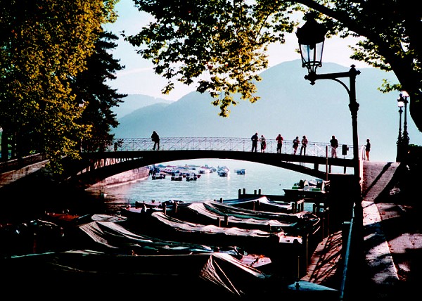 Pont des Amours, Annecy.jpg