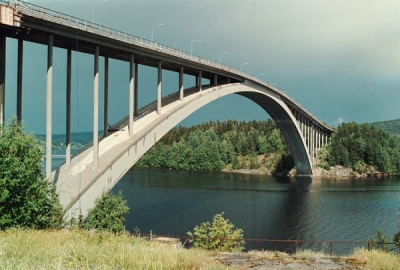 11、瑞典sando桥，主跨264m，建成于1943年