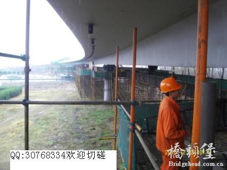 12施工现场.JPG