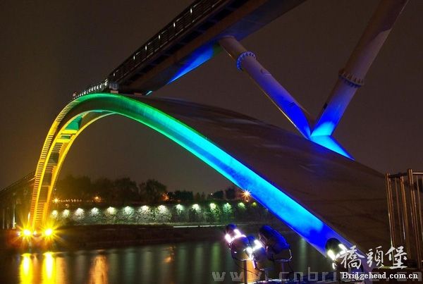 韩国首尔汉江仙游桥1.jpg