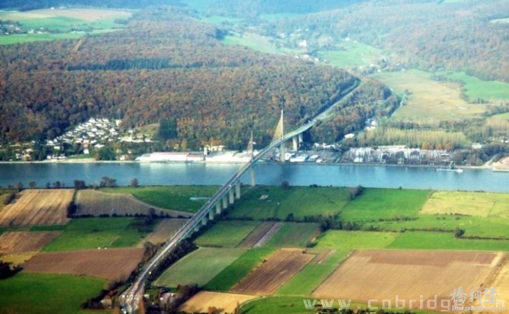 3法国—布鲁东纳大桥(2) The Brotonne Bridge.jpg