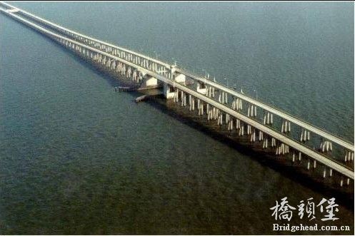 世界上最长的桥－－－－路易斯安那的庞恰特雷恩湖堤道(CAUSEWAY) 1969年，美国路易斯安那州的庞恰特雷恩湖2 ...