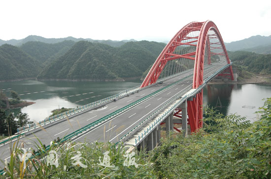太平湖大桥2.jpg