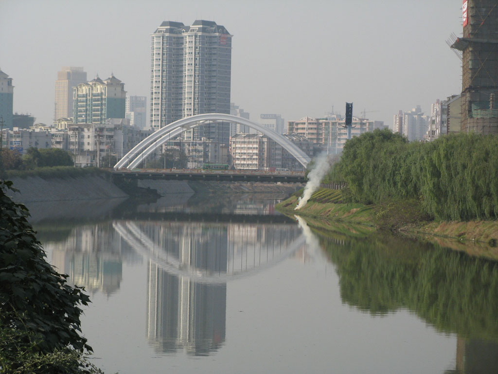 屯溪路桥1024.jpg